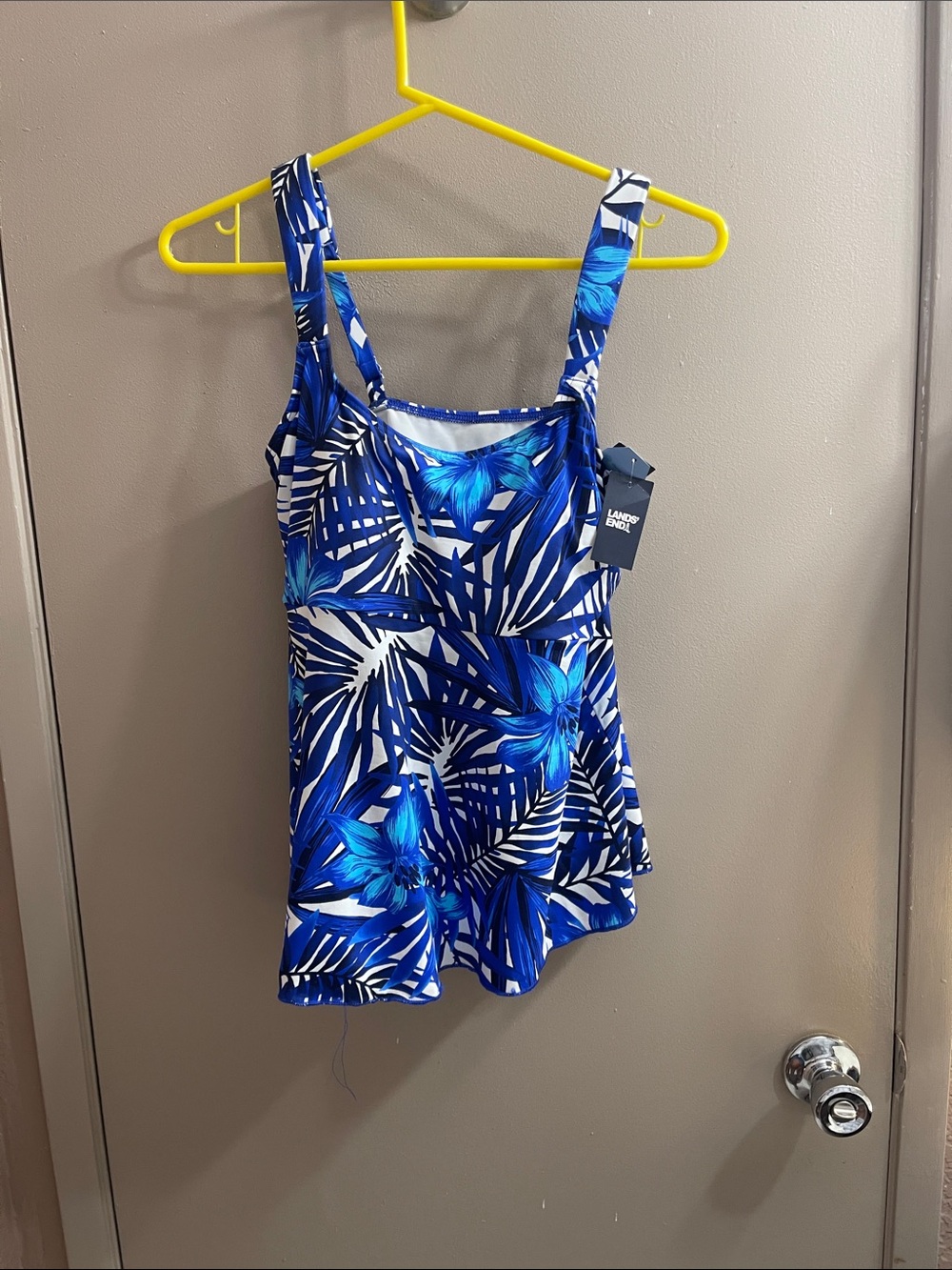 Lands' End Blue Floral & Leaf swim tankini